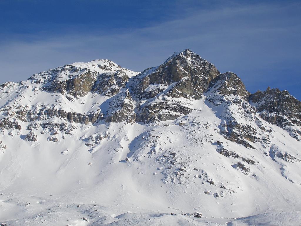 Hotel Dama Bianca Valtournenche Bagian luar foto