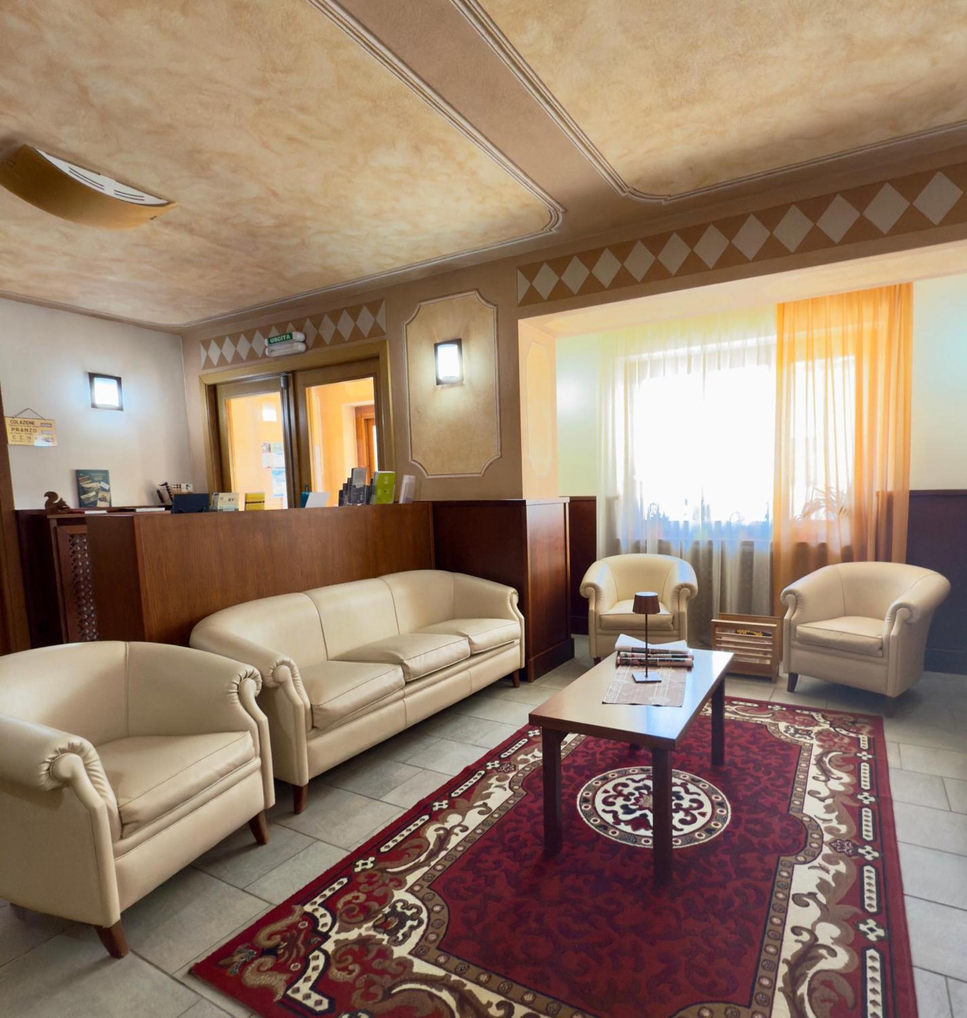 Hotel Dama Bianca Valtournenche Bagian luar foto
